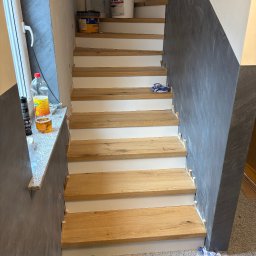 Obkładka schodów betonowych 