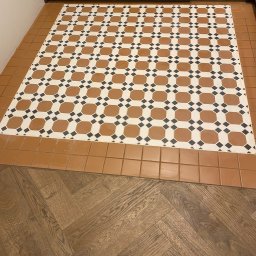 Mirosław Zdeb P.U - Montaż drzwi Jędrzej&oacute;w