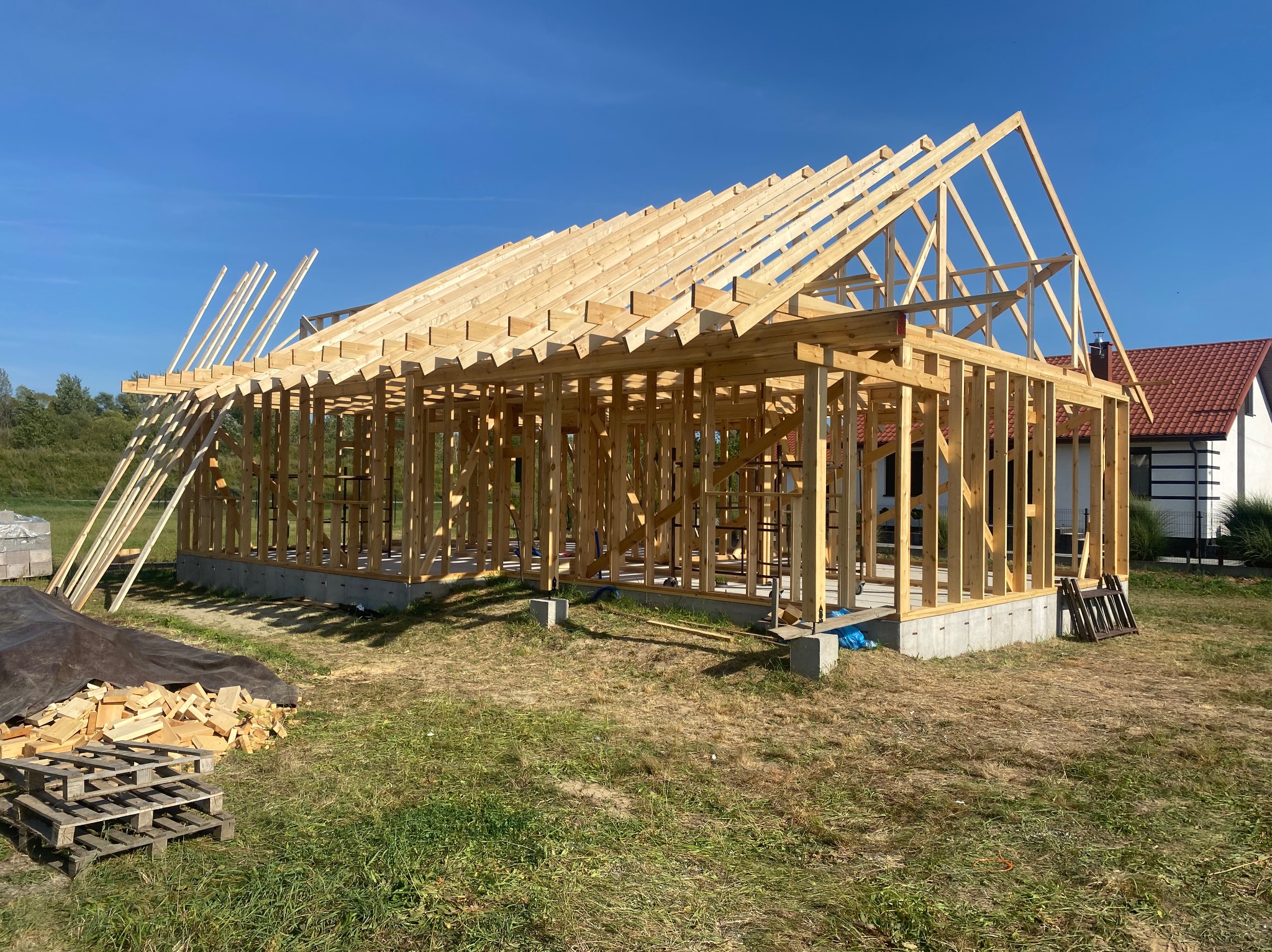 Dom szkieletowy , konstrukcja , drewno C24