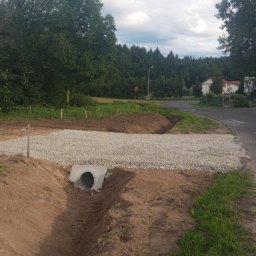 Roboty ziemne usługi koparką - Roboty ziemne Lesko