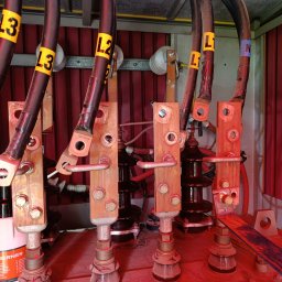 MICHWATT Michał Tyrała - W trakcie badania transformatora SN.