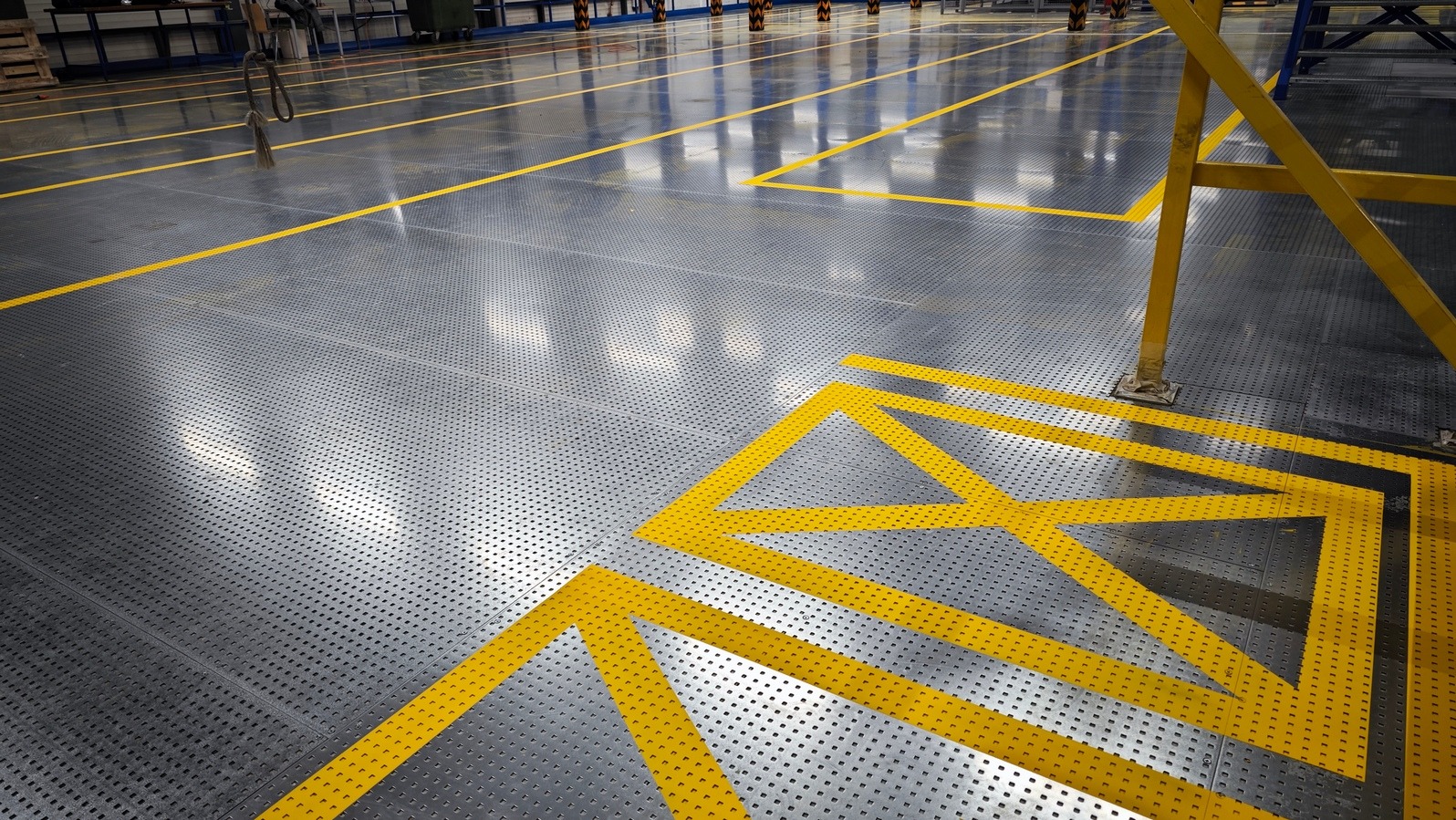 Wytyczenie i namalowanie pól odstawczych.