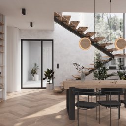 Pezzo Studio Achitektura Wnętrz - Jasne wnętrze z drewnianą podłogą w jodełkę, schodami z podświetleniem i stołem z czarnymi krzesłami. Minimalistyczny design z roślinami doniczkowymi.