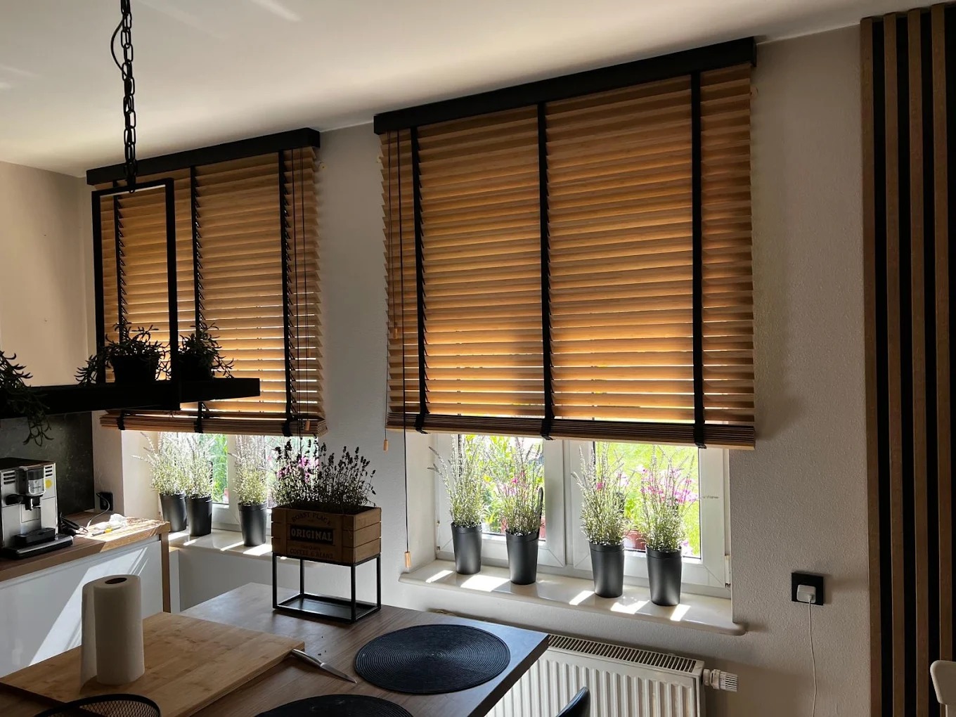 Montaż żaluzji bambusowej 50mm w Czarnej