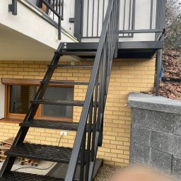 Adam walczy WELLSPAW - Balustrady nierdzewne Krak&oacute;w