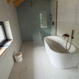 Remonty mieszkań Żarówka 4