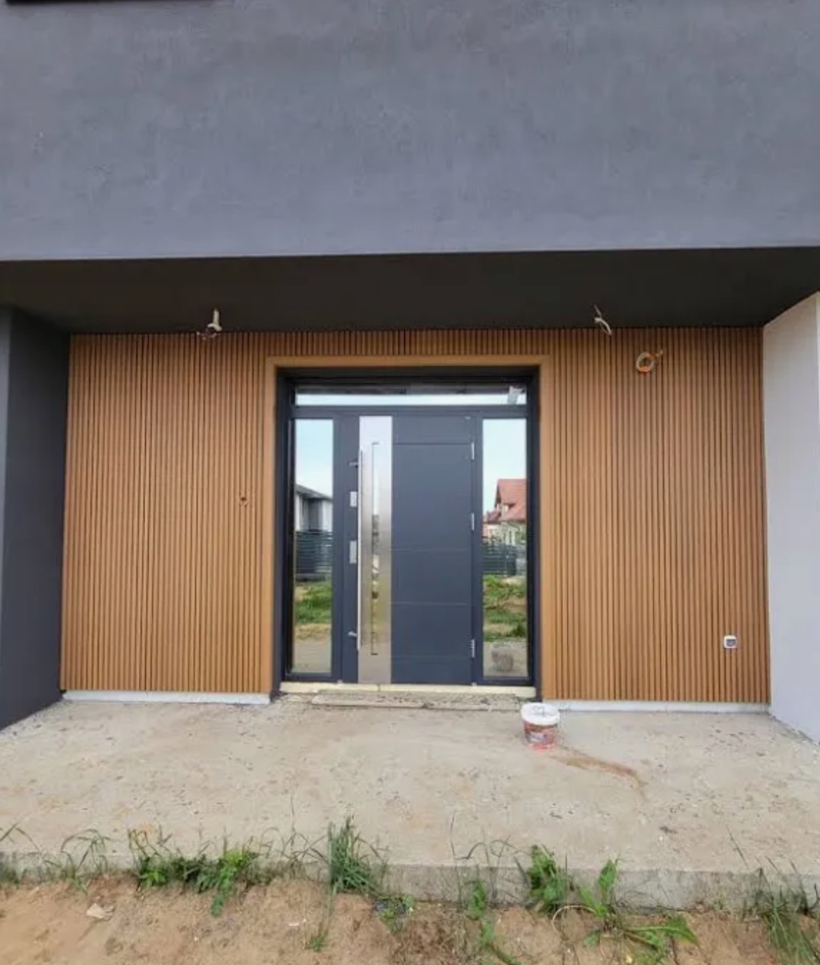 Tarasy i elewację z desek kompozytowych różnych producentów