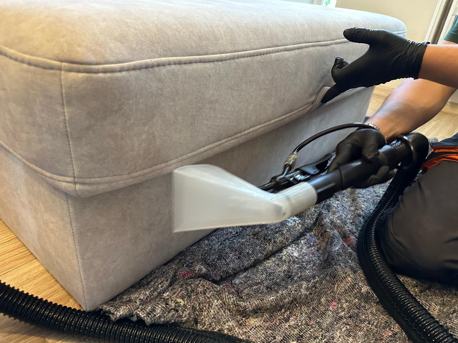 ekstrakcyjne pranie tapicerki