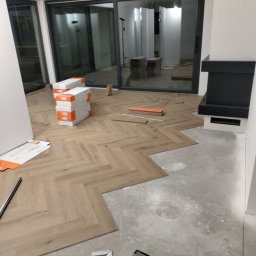 Układanie paneli Puławy 2