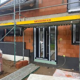 Okna-Drzwi-Rolety Auto Handel BULI CAR'S Robert Kędzierski - montaz stolarki oraz drzwi zewnetrznych .