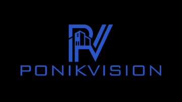 Niebieski logotyp firmy Ponikvision na czarnym tle, z abstrakcyjnym symbolem budynku wkomponowanym w litery 'PV'. Nowoczesny i minimalistyczny design.