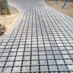 Układanie kostki brukowej Teresin 3