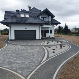 Układanie kostki brukowej Teresin 1