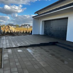 Układanie kostki brukowej Mława 2