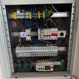 Poszukiwanie awarii w rozdzielni