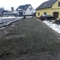 Adam Zdunek Usługi Brukarskie - Naprawa dróg dojazdowych.