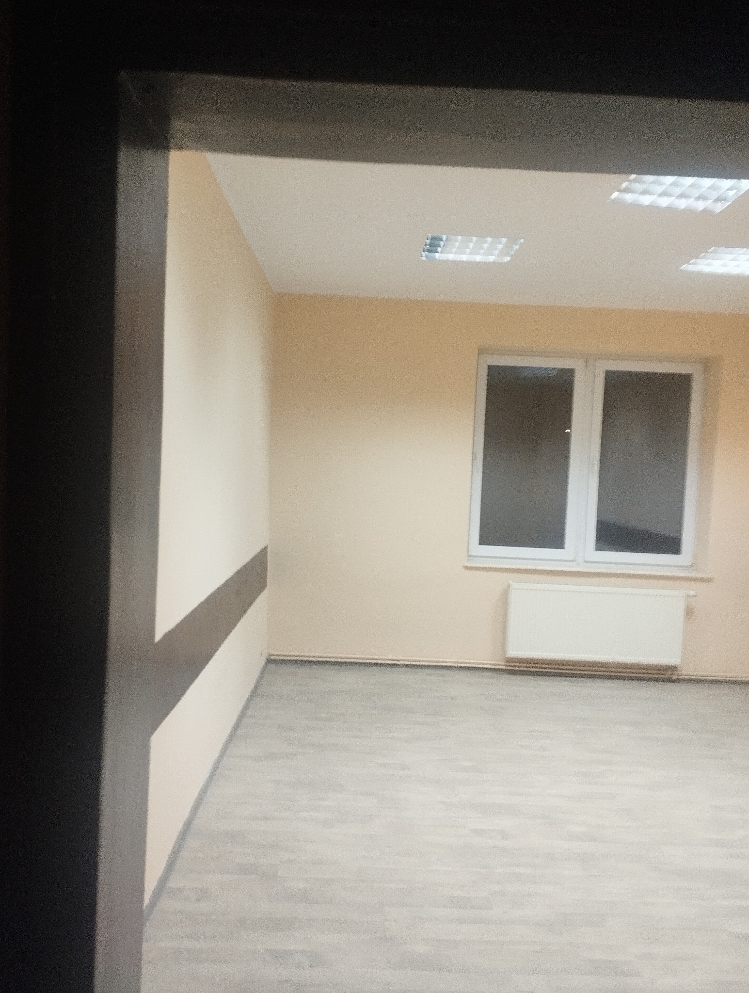 Po reperacji ścian i pomalowaniu