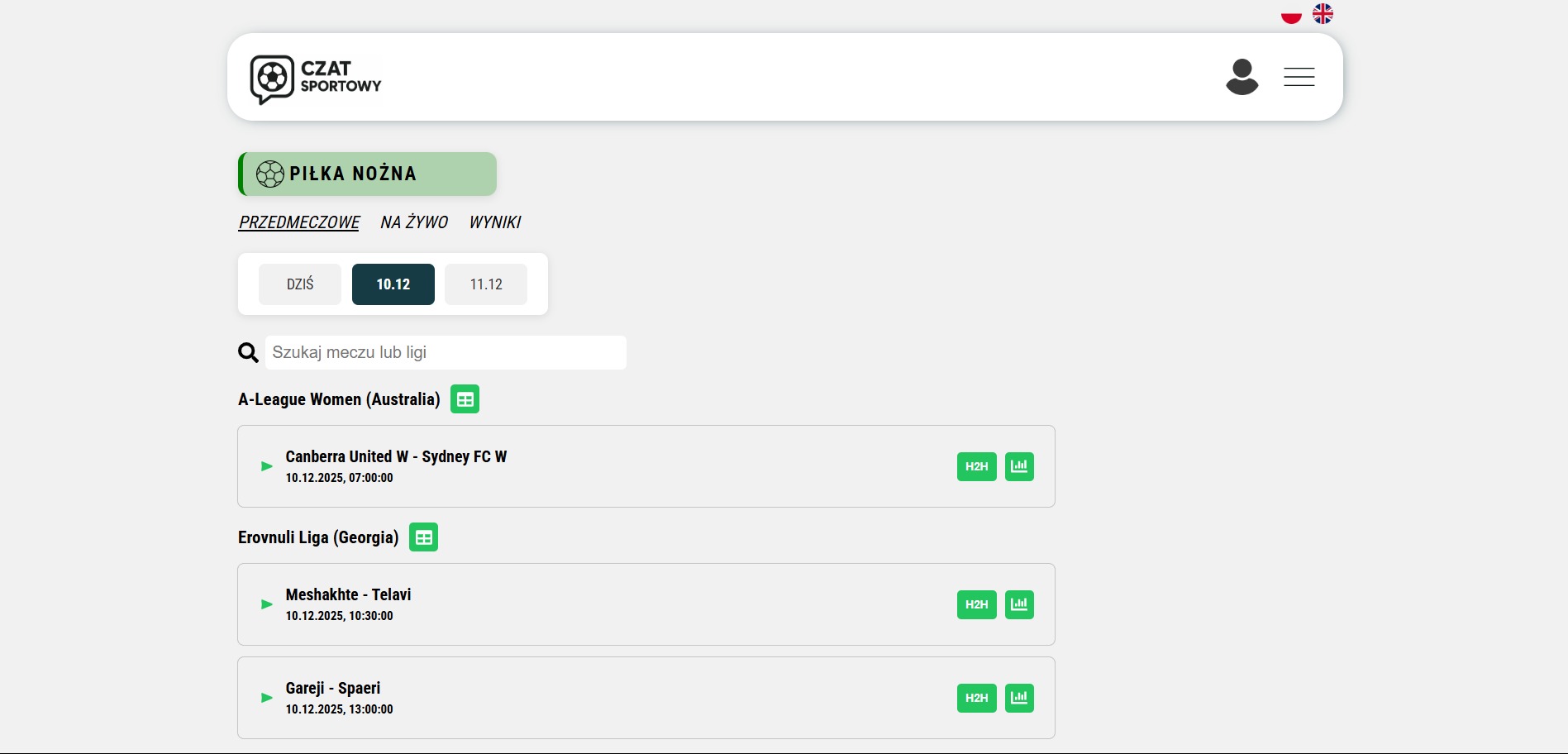 Zrzut ekranu platformy czatu sportowego z analizą meczów AI. Widoczne mecze piłki nożnej, daty, opcje wyszukiwania i ikony użytkownika oraz menu. Minimalistyczny design.