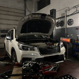 Zniżka w serwisie dla kierowców jeżdżących własnym autem

W Cabvibe doceniamy kierowców, którzy pracują na swoich samochodach, dlatego przygotowaliśmy dla nich specjalne zniżki na usługi serwisowe. 