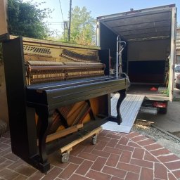 Usługa transportowa pianin