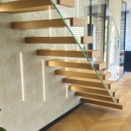 Park Parkiet Jakub Wadas - Schody drewniane Mińsk Mazowiecki