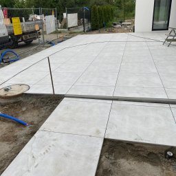 Podjazd oraz ścieżka z płyt gresowych 3cm grube 