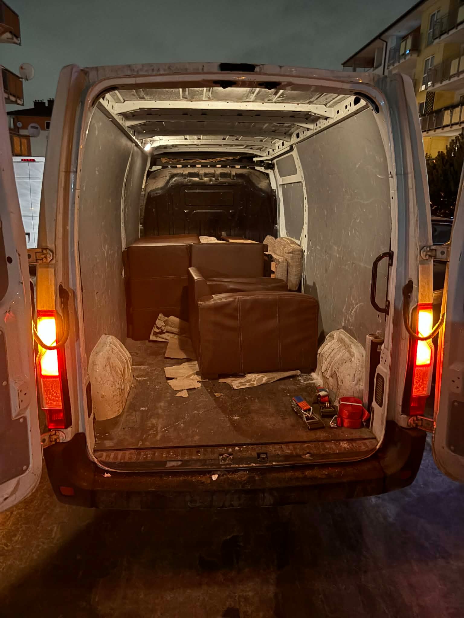 Wywóz gabarytów- rogówka i fotel