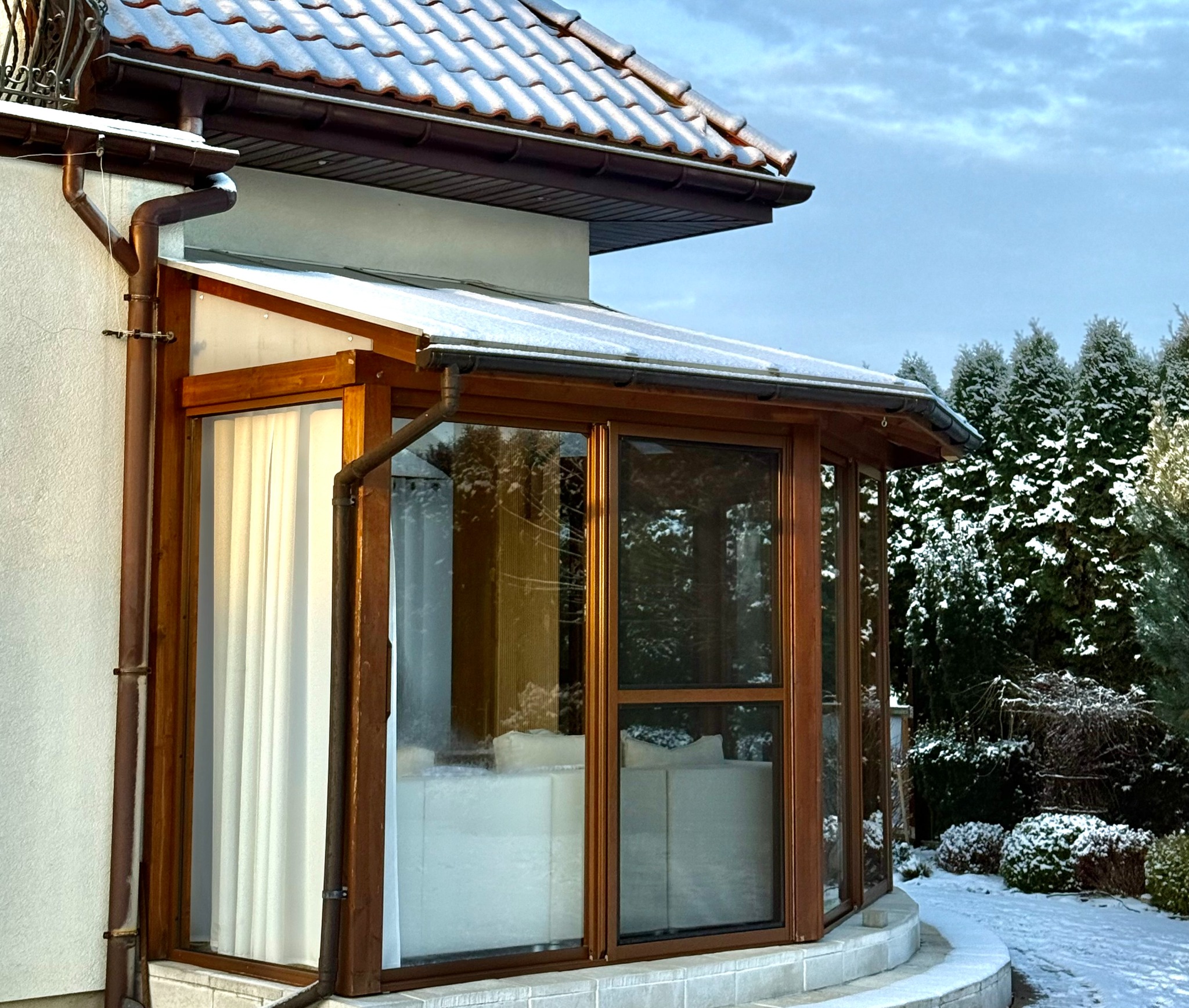 realizacja zadaszenia tarasu