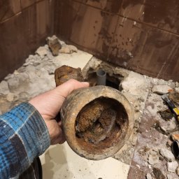 Grzegorz Ogrody - Awaria odpływu w łazience