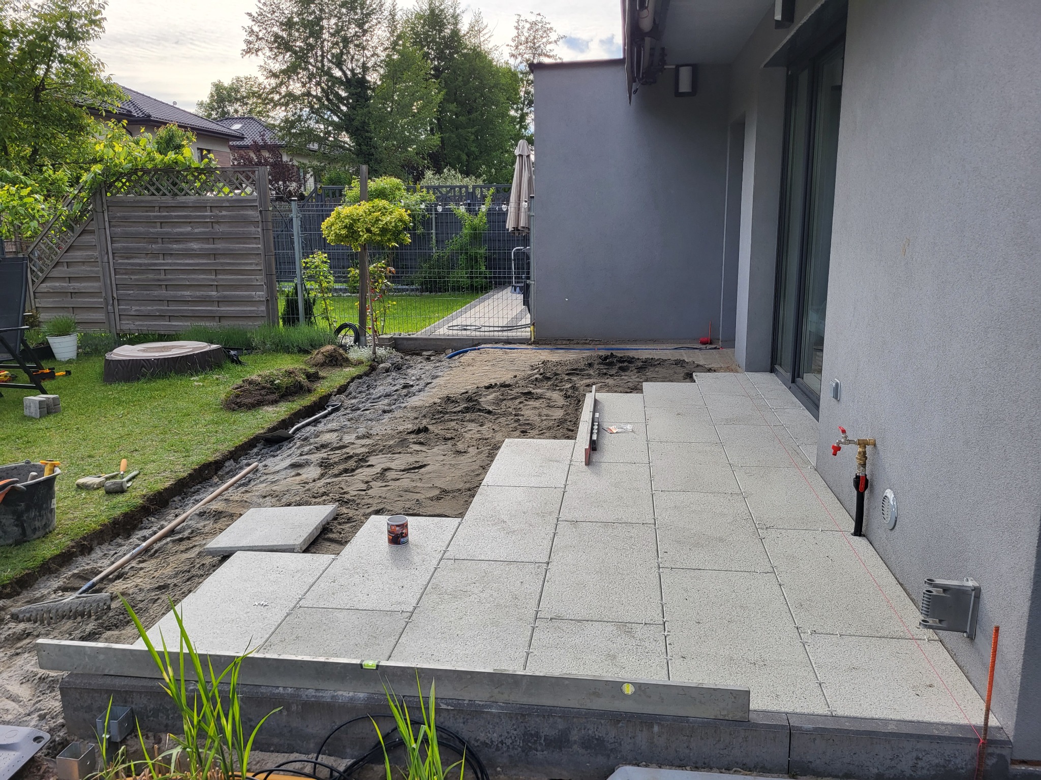 Budowa tarasu z plyt 80x40