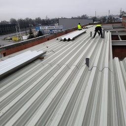 Kam-Dach - Montaż blach trapezowych