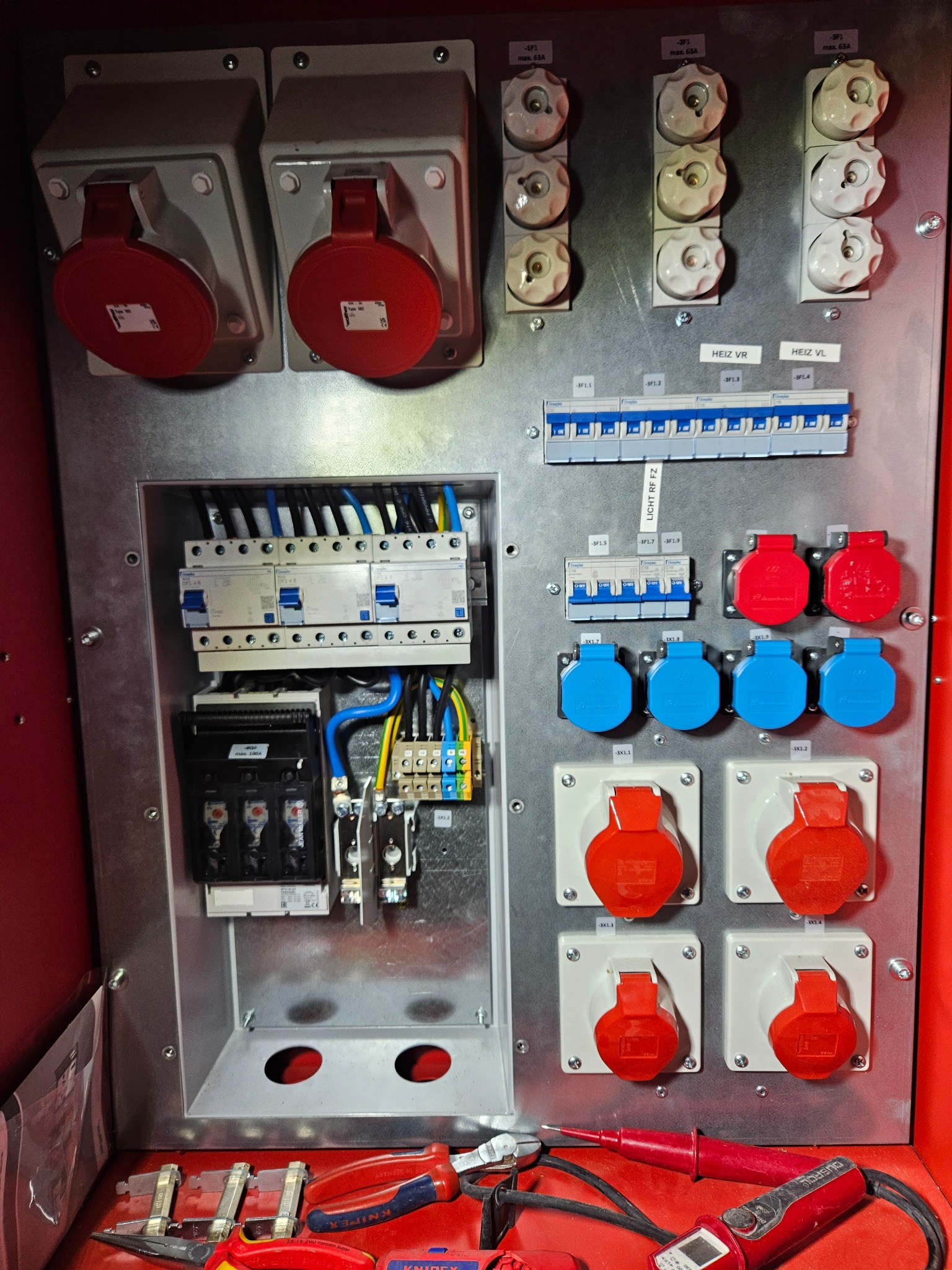 Profesjonalne zasilanie budowlane.