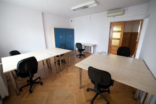 Wynajem biur, biurek, sal konferencyjnych