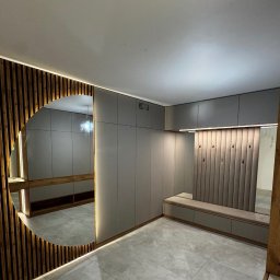 Meble w holu wejściowym