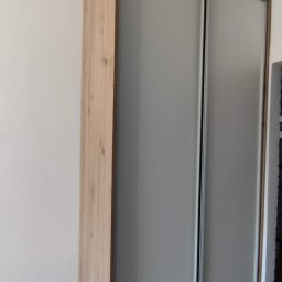 Meblorak Meble na wymiar - Szafa z drzwiami przesuwnymi