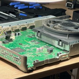 Naprawa konsoli, laptopów , wymiana portów, gniazd, matryc i klawiatur. Naprawy po zalaniu 