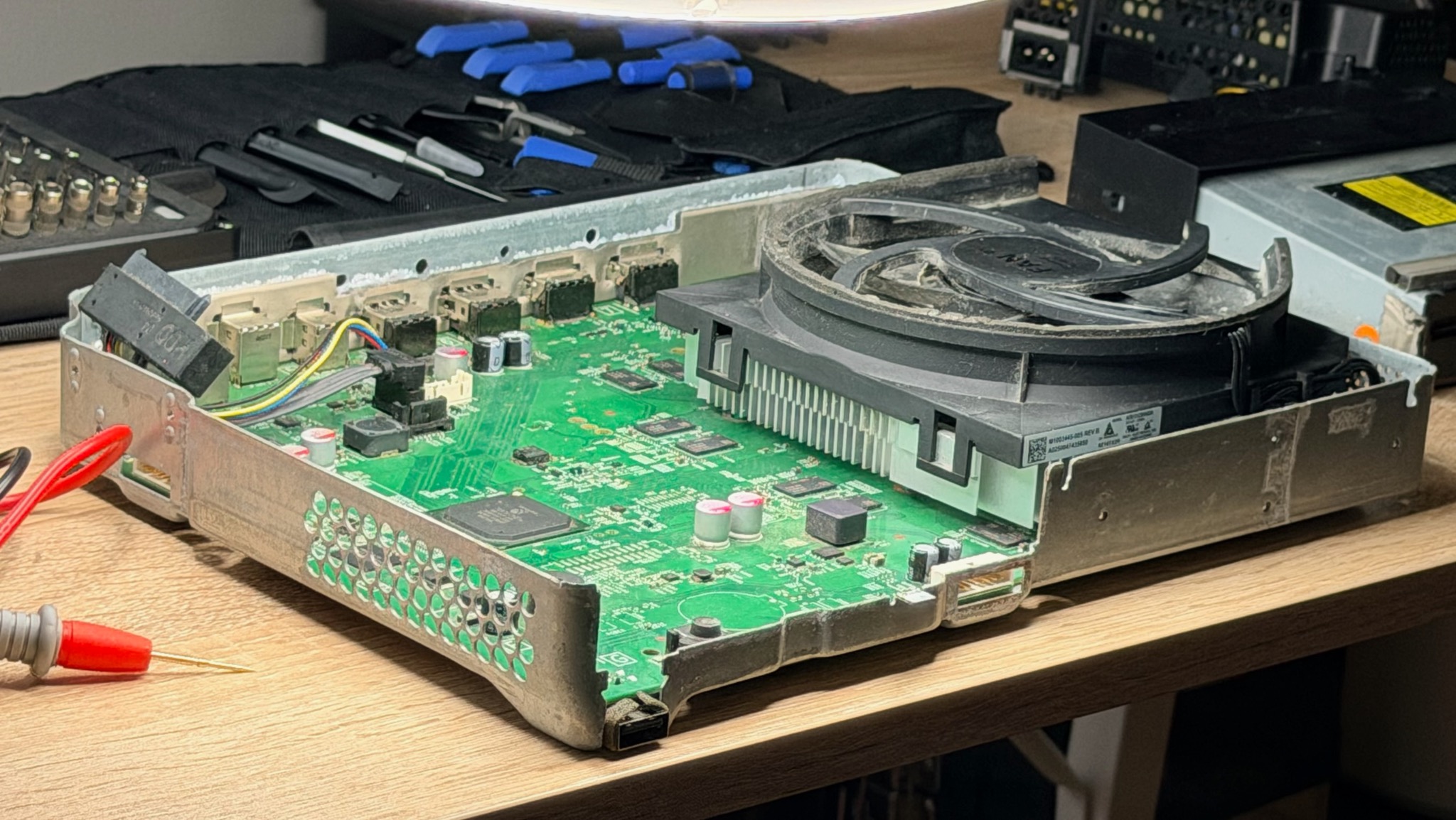 Naprawa konsoli, laptopów , wymiana portów, gniazd, matryc i klawiatur. Naprawy po zalaniu