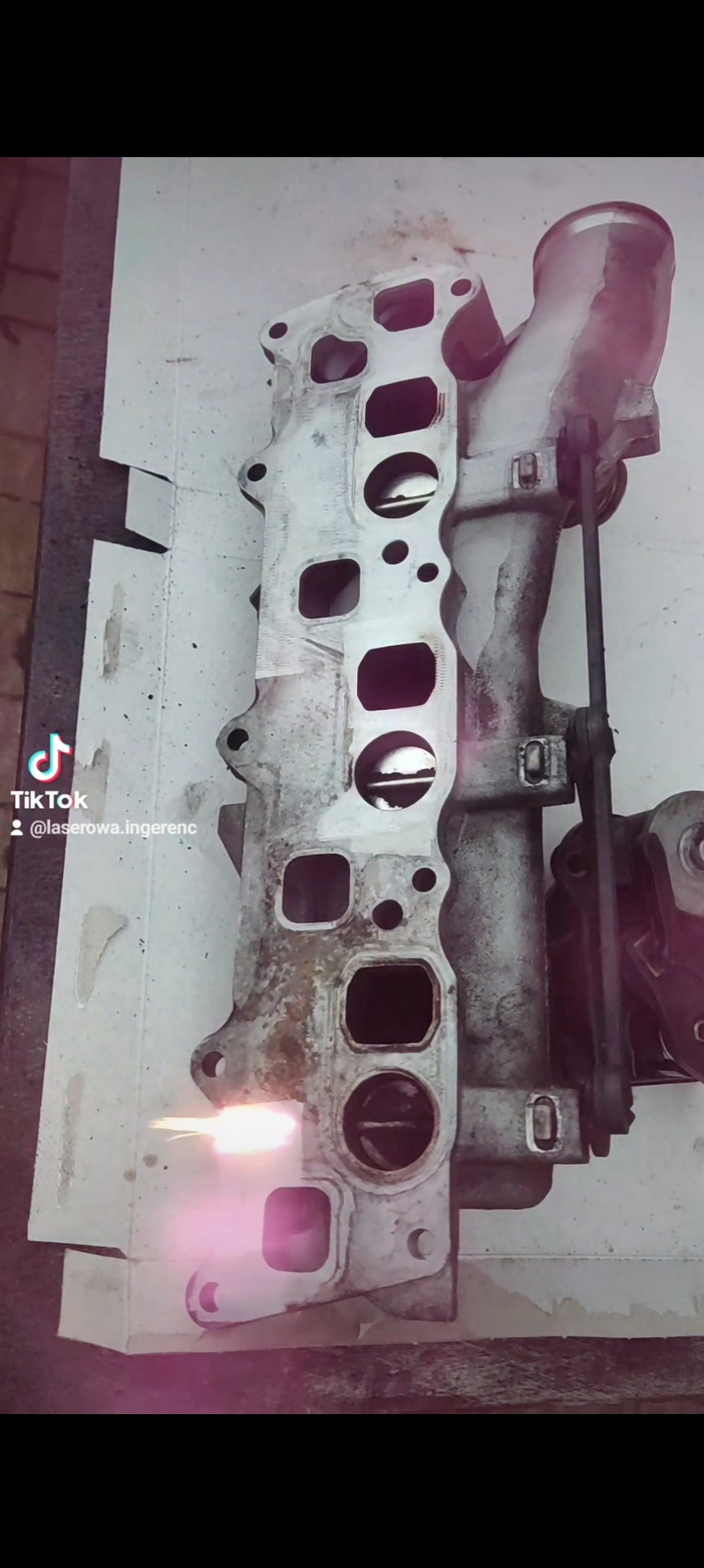 Czyszczenie kolektora dolotowego.