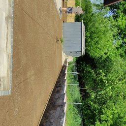 Kamil Góral - Przygotowanie terenu pod rozłożenie trawy z rolki