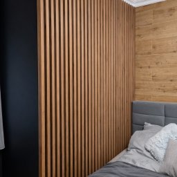 RW MEBLE Weronika Rechul - Nowoczesna sypialnia z drewnianymi akcentami