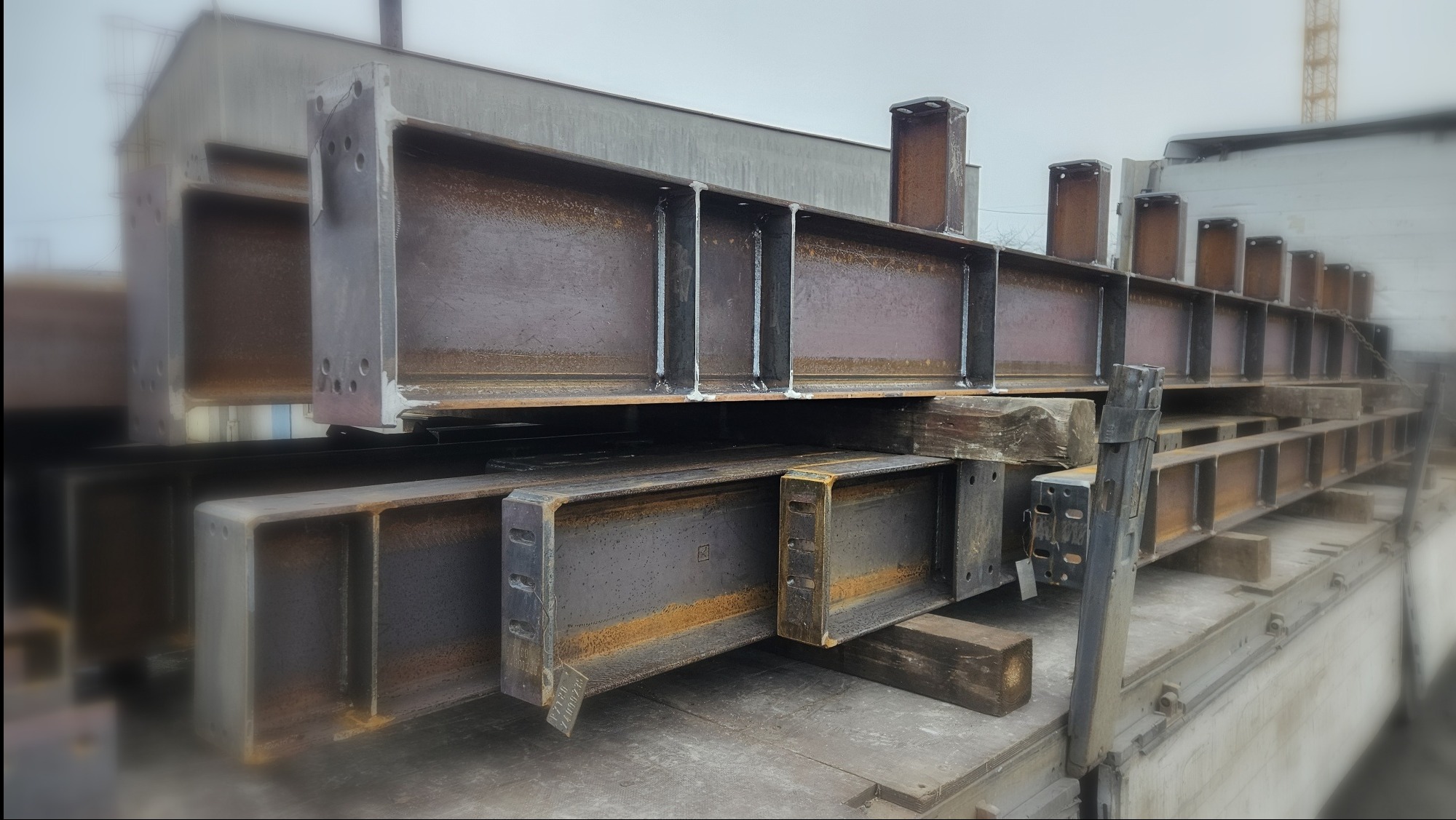 Belki, słupy stalowe - przykładowa realizacja