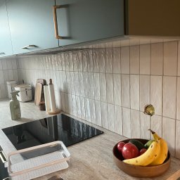 Wiktor Lipski - montaż płytek kuchnia PO