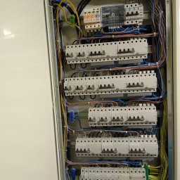 Rozdzielnica w Specjalnym Ośrodku Szkolno-Wychowawczym nr 2 ul. Jana Zamoyskiego 100 Kraków