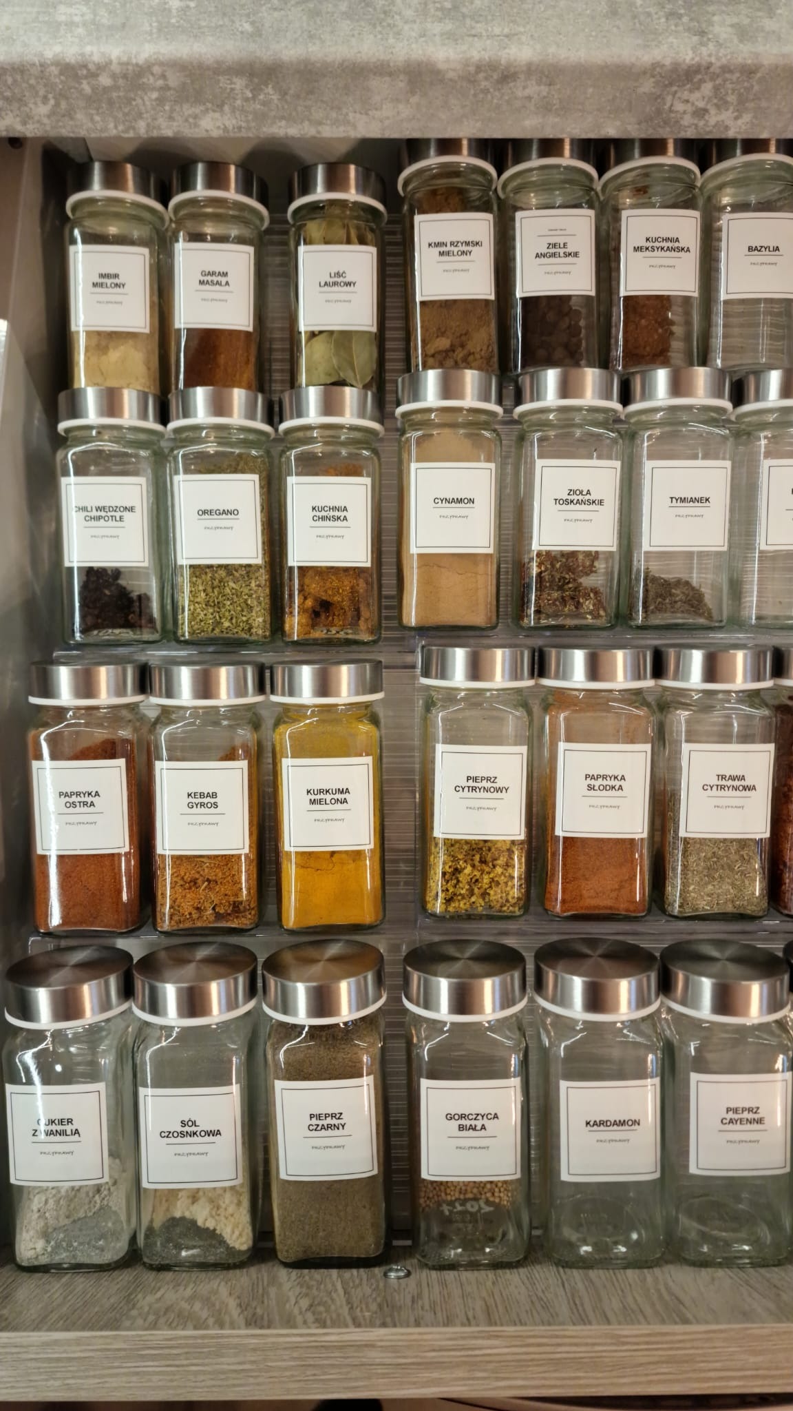 Przyprawy PO Declutteringu i Organizacji