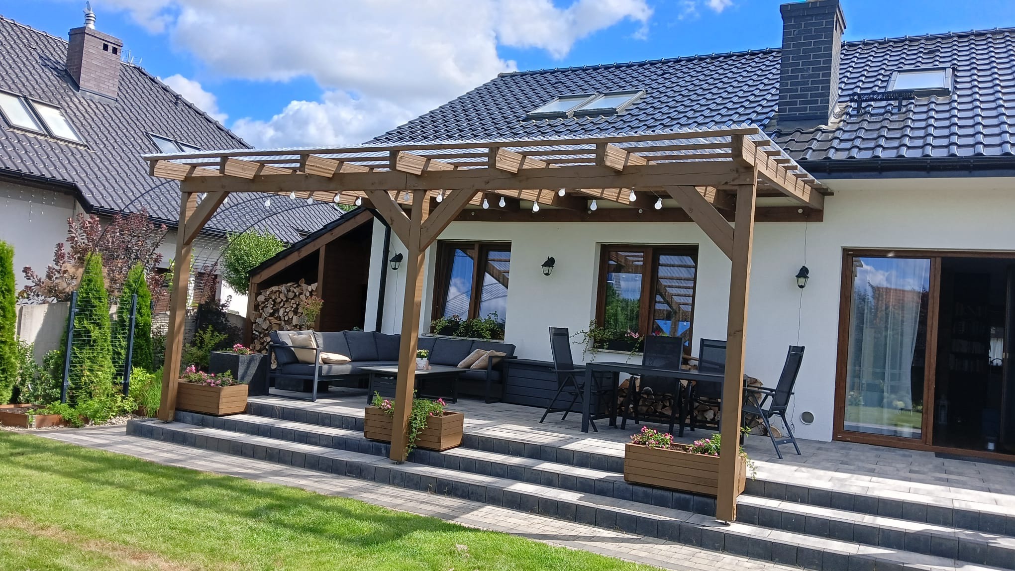 Elewacja, taras, zadaszenie