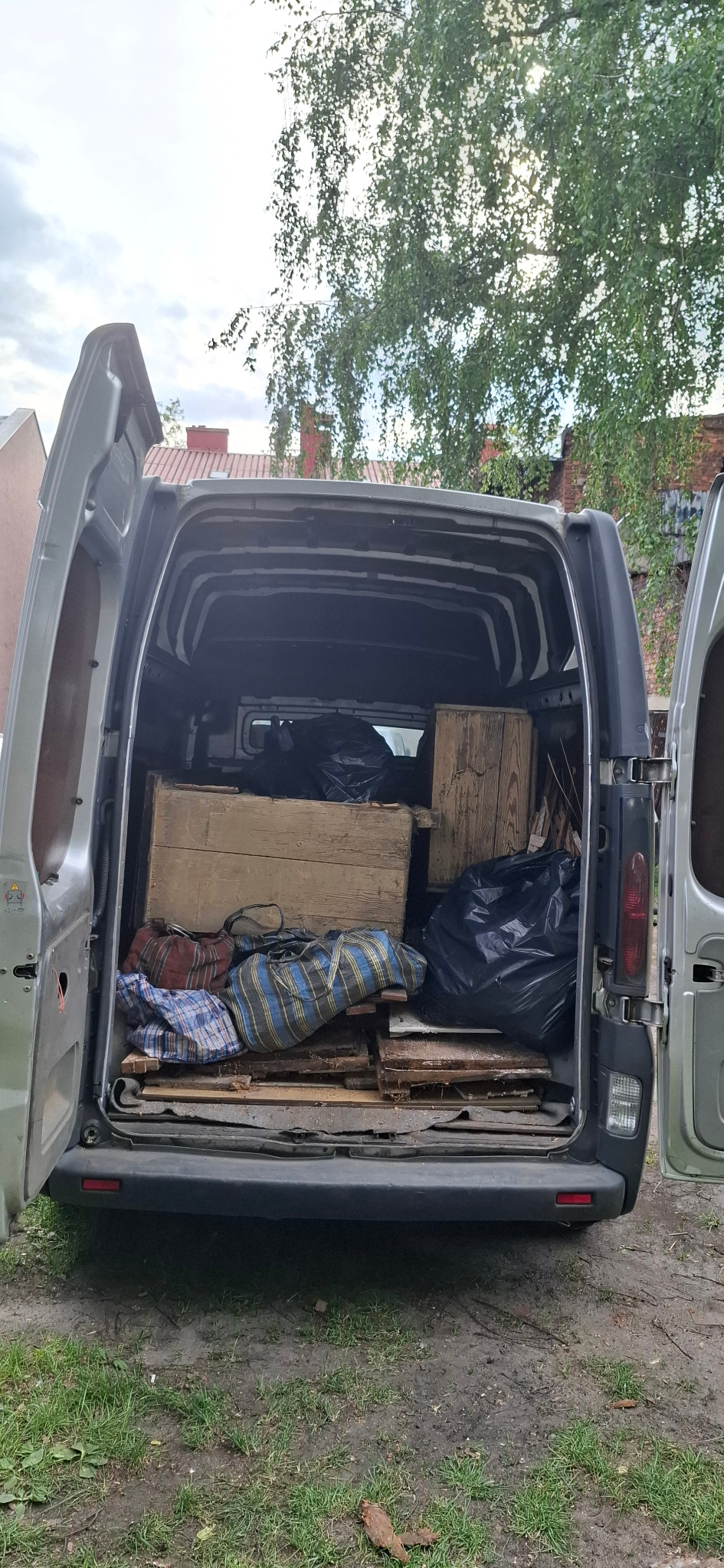 'czyszczenie' garażu i utylizacja - Zabrze