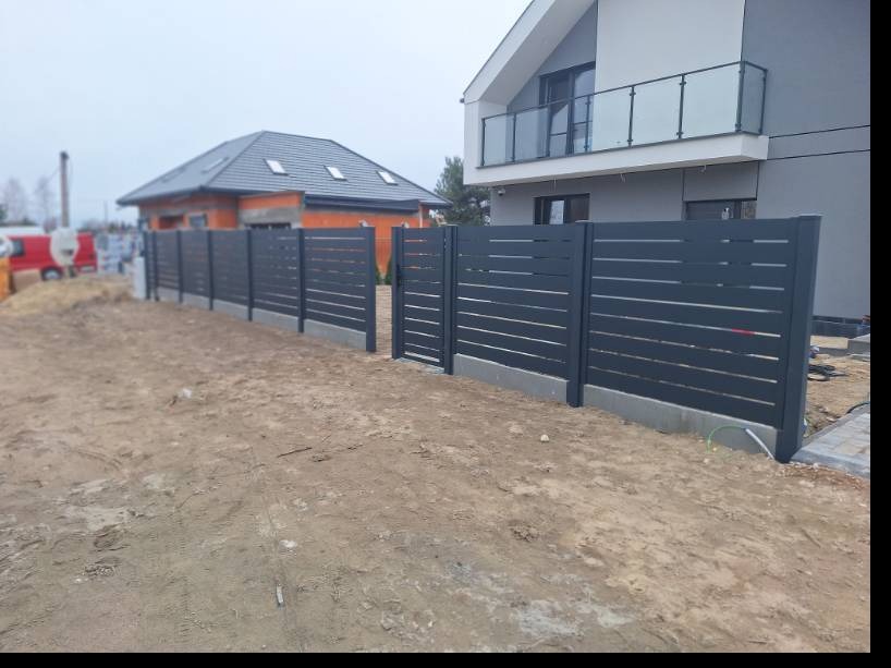 Ogrodzenie z profila aluminiowego