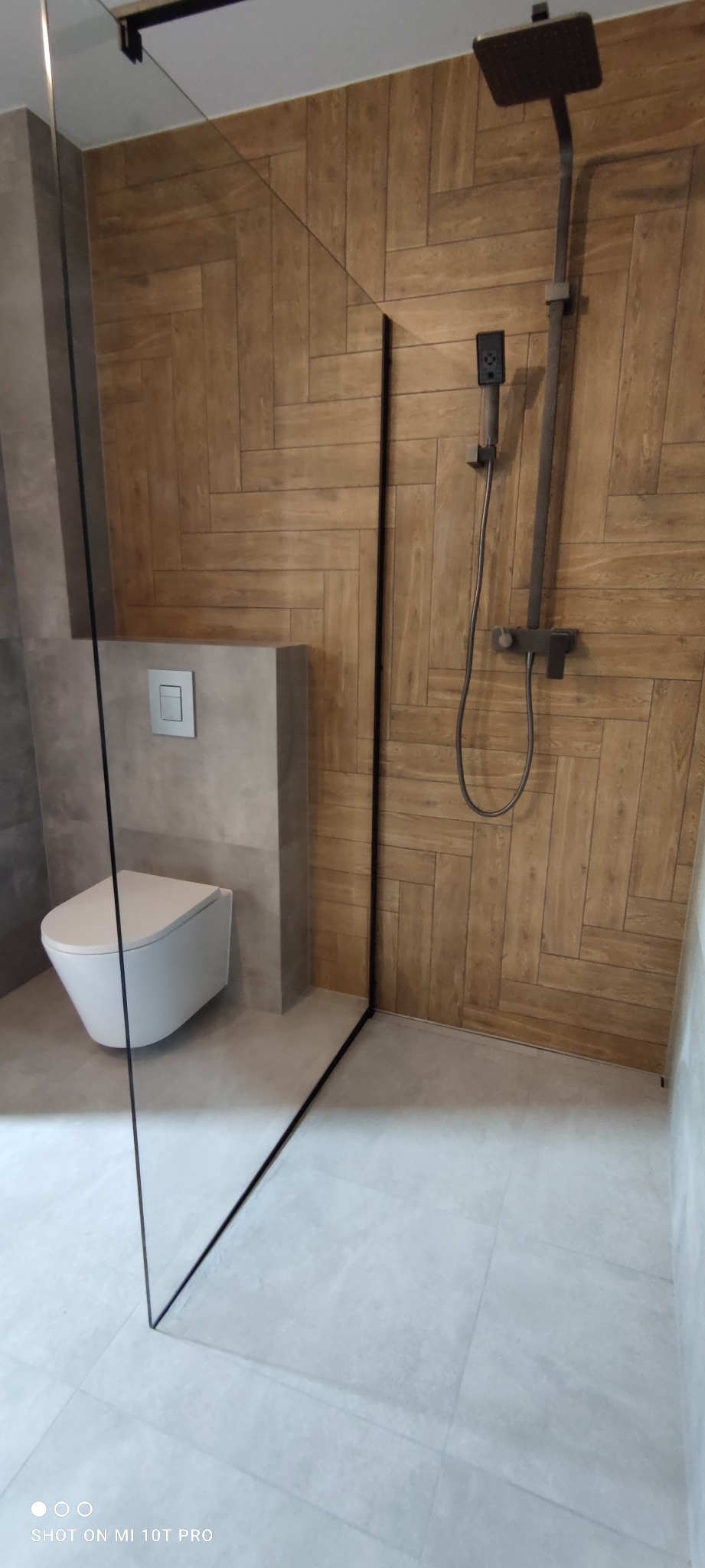 jodełka na ścianie