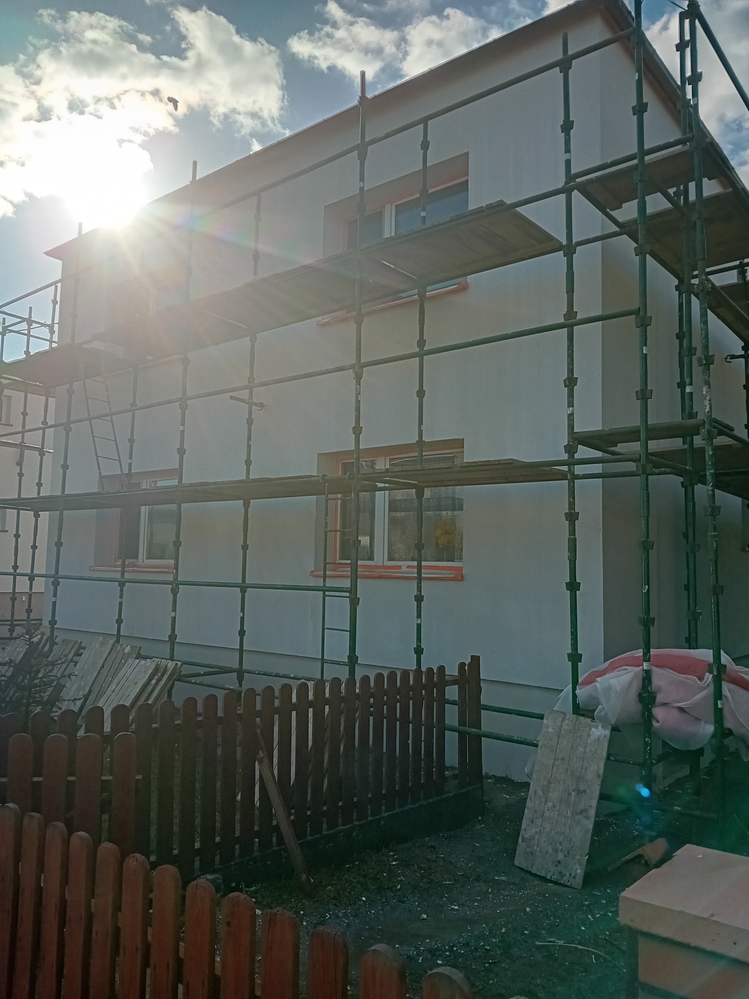 Realizacja elewacji oraz docieplenia stropu z programu czyste powietrze