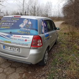 Nasz samochód, który odbiera sprzęt od klientów.